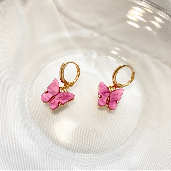 RESTOCKED! butterfly charm earrings (buy 1 get two free!!!) - Picture 4 of 6